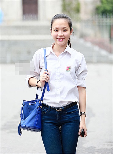 Vì đã chuẩn bị kĩ kiến thức cần thiết nên Linh đều tự tin với điểm thi các môn của mình.