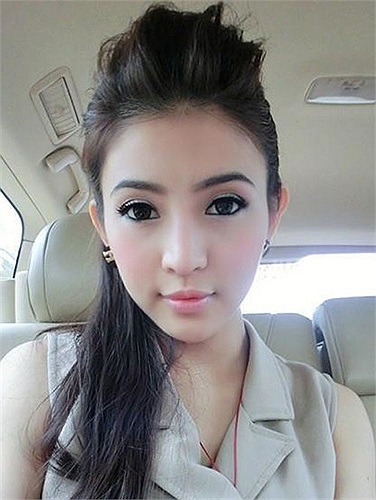 Cô gái này không chỉ là một gương mặt đẹp mà còn rất thông minh. 