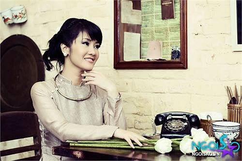 Bống Hồng Nhung chưa bao giờ đẹp đến thế khi hóa thân vào hình ảnh thiếu nữ Hà Nội xưa.