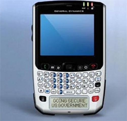 Dù được cơ quan an ninh quốc gia Mỹ chứng nhận nhưng hacker nổi tiếng Kevin tuyên bố vẫn có thể xâm nhập vào chiếc siêu điện thoại này.