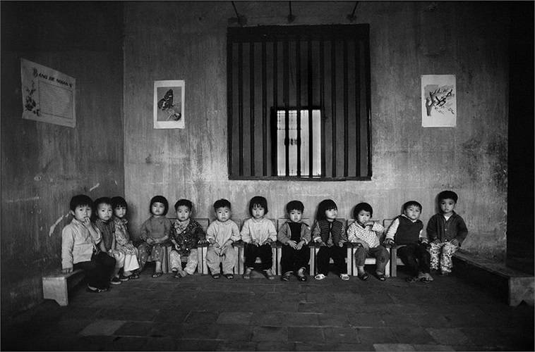 Trẻ em trong một trường mẫu giáo ở nông thôn.