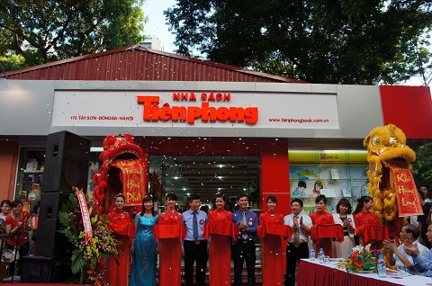 nhà sách tiền phong
