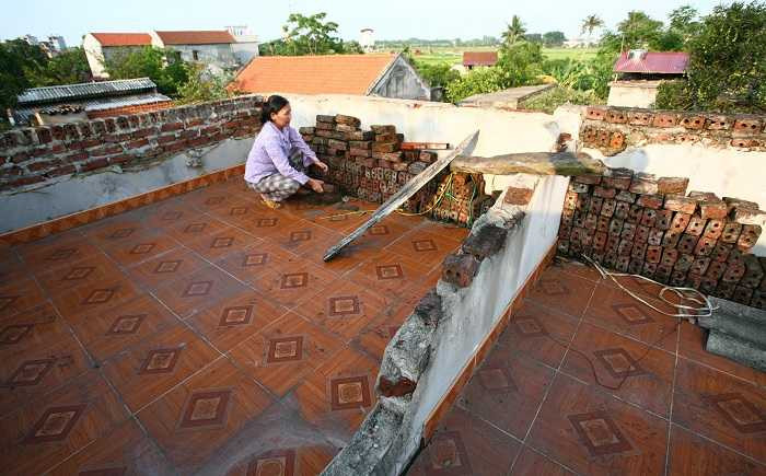 Khổ như ở nhà cổ Đường Lâm: Dân khóc ròng