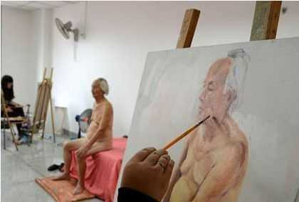 người mẫu khỏa thân