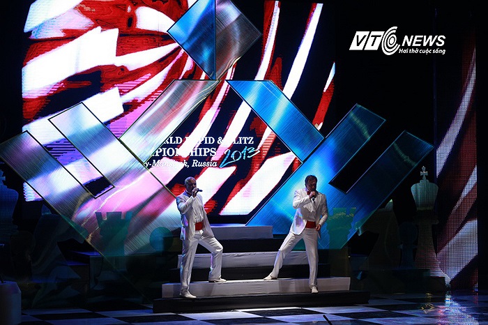 Lễ vinh danh được tổ chức lọng trọng.