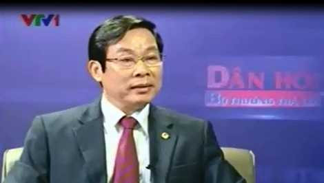  Bộ trưởng Bộ Thông tin và Truyền thông Nguyễn Bắc Son trao đổi trong chương trình "Dân hỏi - Bộ trưởng trả lời" tối 8/9.