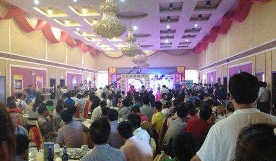 đám cưới xa xỉ