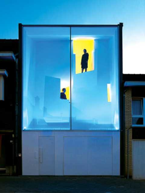 Nhà ống tình yêu