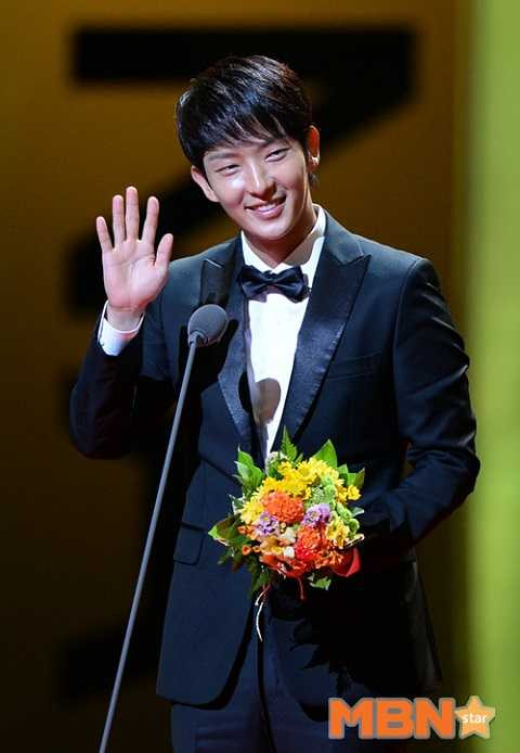 Lee Jun Ki 