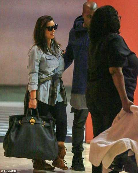 Kim siêu vòng ba tái xuất sau sinh con