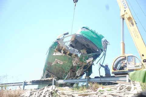 tai nạn giao thông, tang thương, kinh hoàng, chết tại chỗ