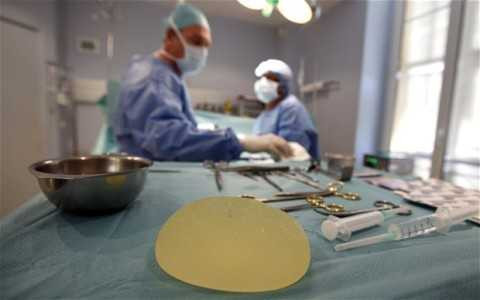 phẫu thuật nâng ngực