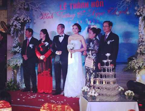Sieu mau Ngoc Thach