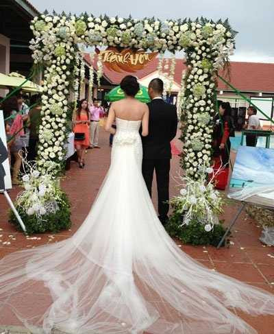 Ngọc Thạch cưới