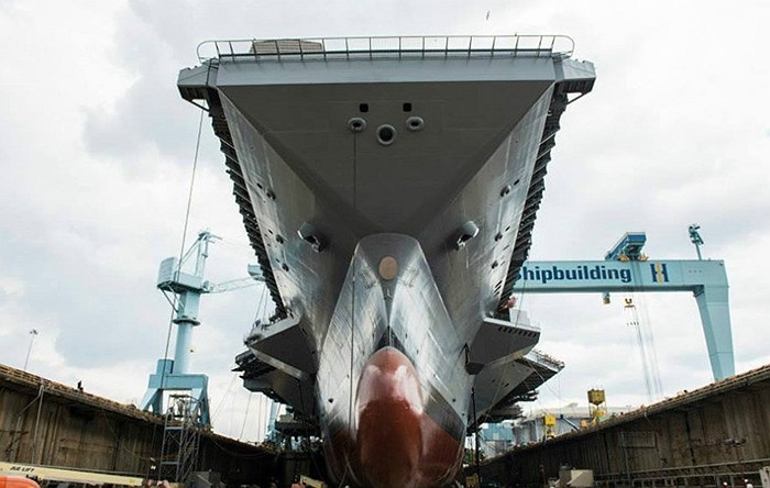 Loạt ảnh cho thấy tàu sân bay động cơ hạt nhân SS Gerald.R. Ford mới nhất của hải quân Mỹ gần được hoàn tất