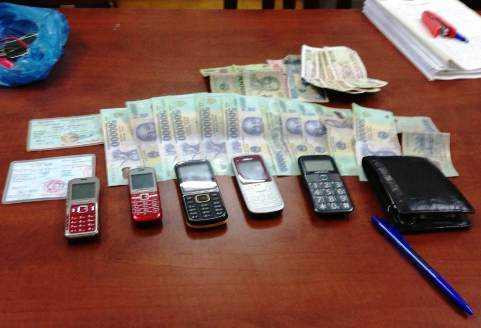 cướp, cướp giật, trộm cắp, mại dâm, dàn cảnh đụng xe