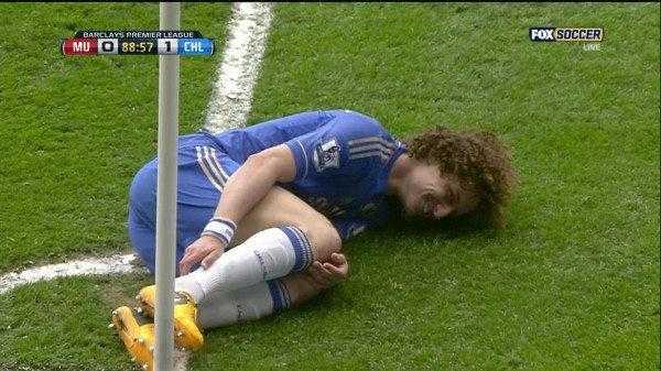 David Luiz nở nụ cười khoái trá