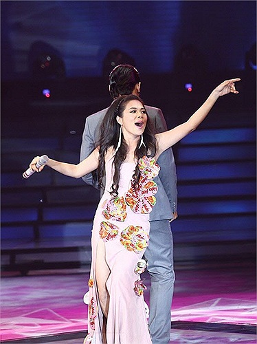 Những ồn ào tranh cãi quanh tiết mục của Mỹ Lệ và Khương Ngọc ở Cặp đôi hoàn hảo vẫn chưa chấm dứt, bên nào cũng cho là mình đúng.