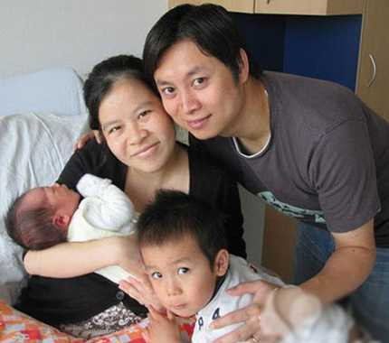 nam phia truoc la bau troi