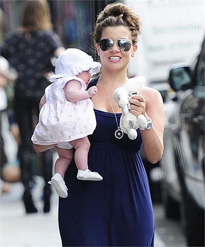 Trải qua sóng gió cuộc tình với sao MU, giờ Imogen đã vui vẻ đón tình yêu mới