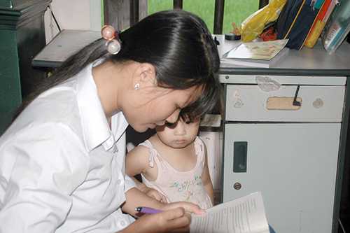 Tâm luôn cố gắng học để không phụ lòng mẹ.