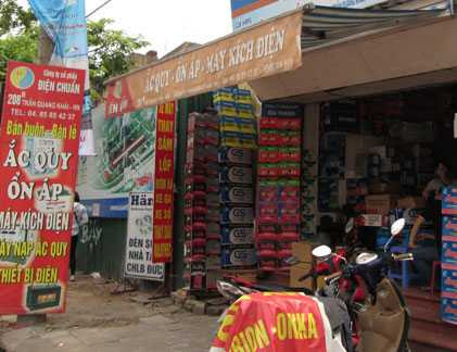 Máy kích điện hốt bạc nhờ nắng nóng, mất điện