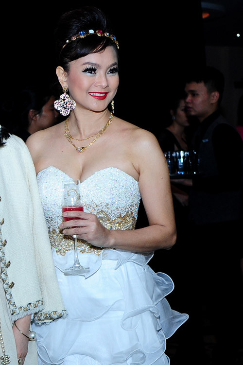 mẹ chồng Hà Tăng