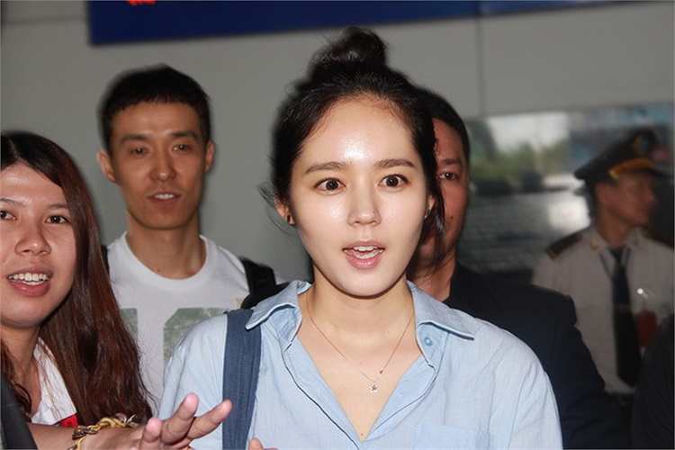 Diễn viên Han Ga In cho biết: Tôi rất mong rằng thông qua Toto - Lớp học làm phim, các học sinh với quốc tịch khác nhau sẽ không chỉ có cơ hội nuôi dưỡng giấc mơ điện ảnh của mình mà còn có thể giao lưu văn hóa, tăng cường tinh thần đoàn kết với nhau