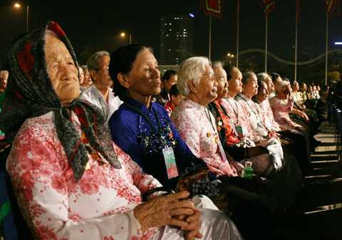 Mẹ Việt Nam anh hùng