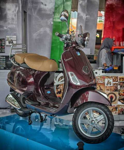 Vespa LXV 3V