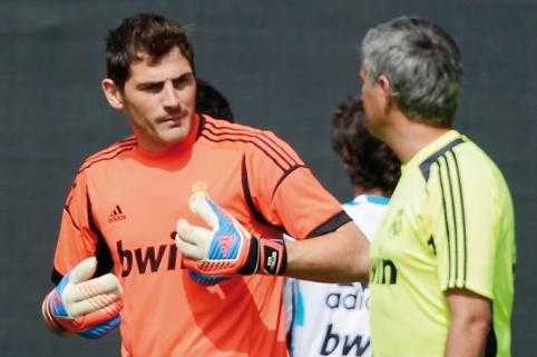 Casillas ghét Mourinho