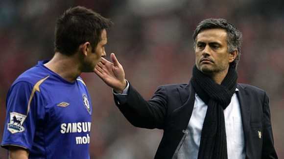 Mourinho biết cách xây dựng mối quan hệ tốt đẹp với các trụ cột