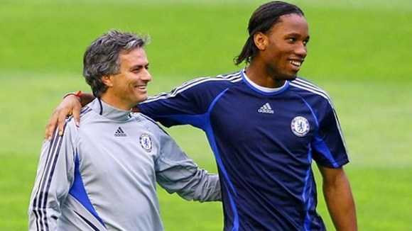Mourinho đưa Drogba lên đỉnh cao mới