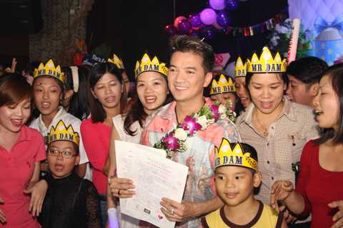 sinh nhật Đàm Vĩnh Hưng