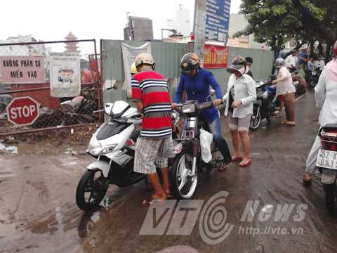 ngập nước, triều cường, lũ, mưa bão