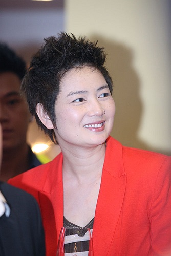 ‘Bà bầu’ Thúy Vinh