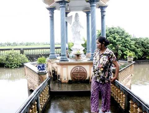 Vụ nổ súng bắn 5 cán bộ: Hung thủ đến chùa tự tử