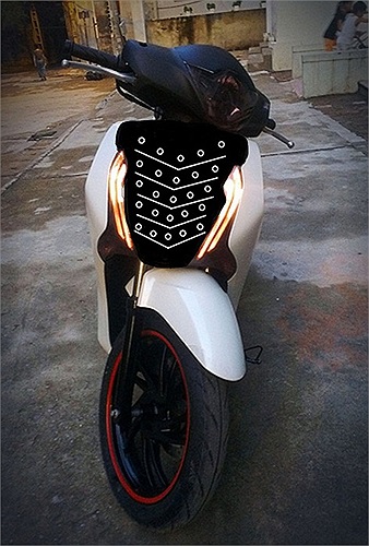 Chiếc SH này có bộ đèn đặc biệt và rất thẩm mỹ