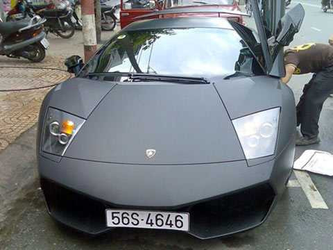 Lamborghini Murcielago LP670-4 SV