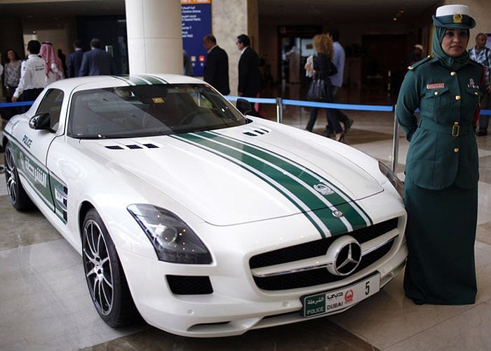Siêu xe Mercedes SLS AMG. Ảnh Reuters