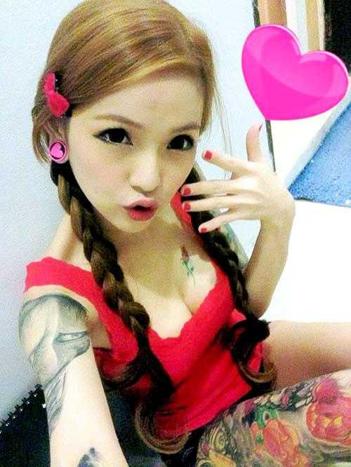 Ngắm hot girl xăm hình nổi tiếng nhất Malaysia