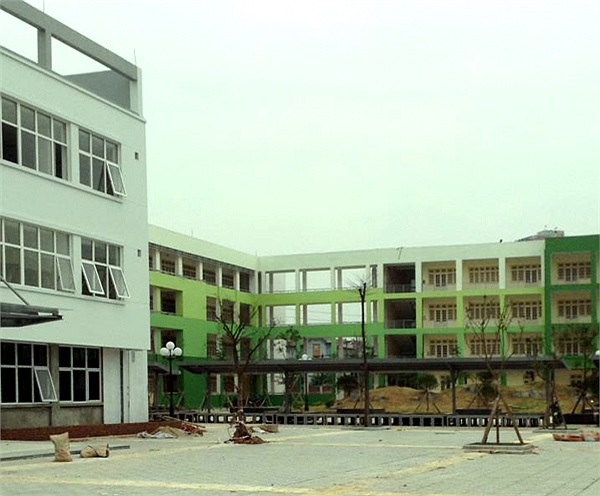 Những dãy nhà cao tầng được nối nhau san sát