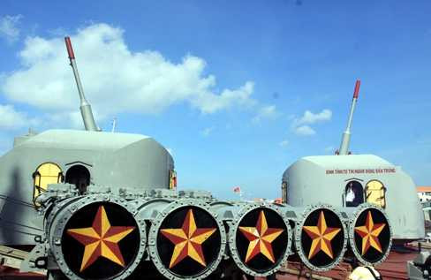 Ngắm tàu chiến săn ngầm 'cực độc' Việt Nam