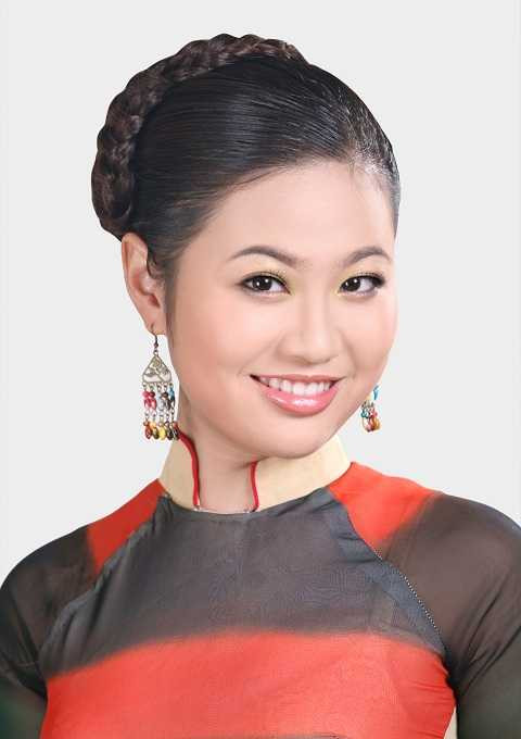 Ngắm thí sinh Ms AdAsia duyên dáng áo dài