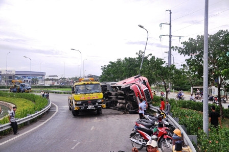 Ngày chủ nhật không bình yên giữa Sài Gòn