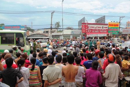 Ngày chủ nhật không bình yên giữa Sài Gòn
