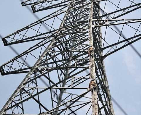 công nhân điện cao thế