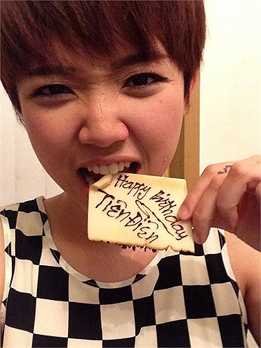 Tóc Tiên và cách xả giận dữ khi bị dính hàng loạt nghi án dao kéo.