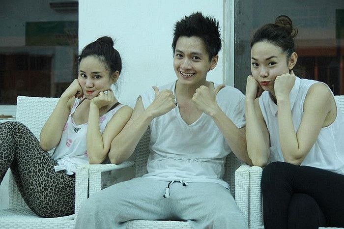 Và tạo dáng nhí nhảnh cùng Ngô Kiến Huy, Minh Hằng trước giờ lên sóng Bước nhảy hoàn vũ.