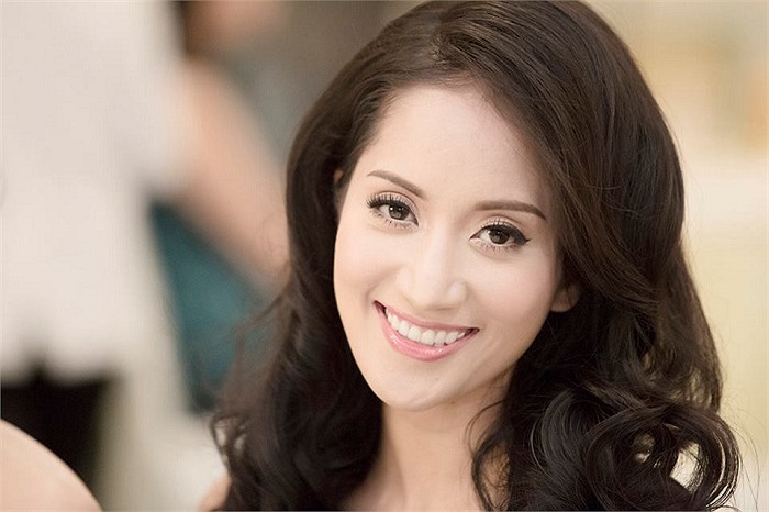 Khánh Thy ngày càng trẻ trung xinh đẹp và rạng ngời.
